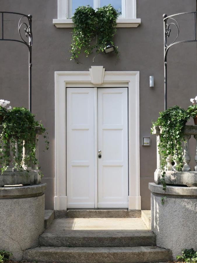 Villa Crochat โกโม ภายนอก รูปภาพ