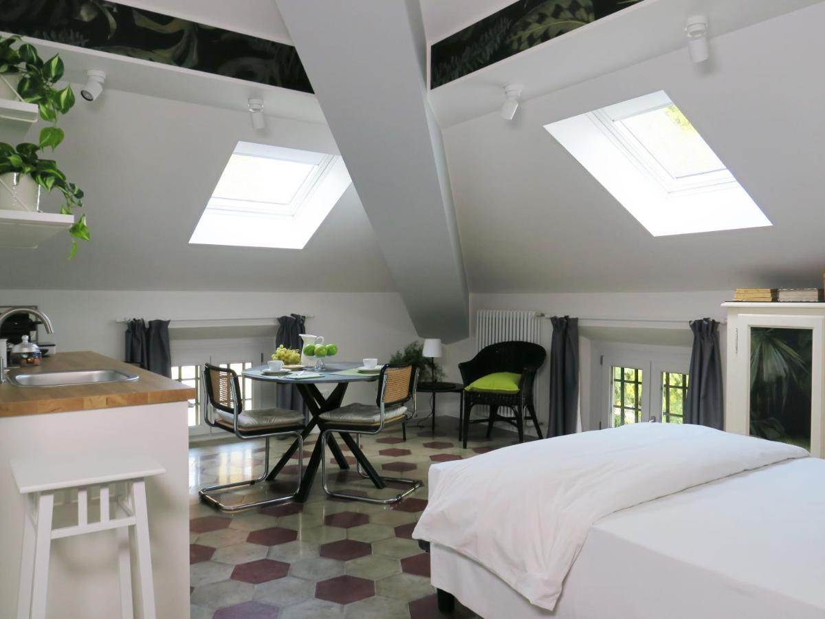 Villa Crochat โกโม ภายนอก รูปภาพ