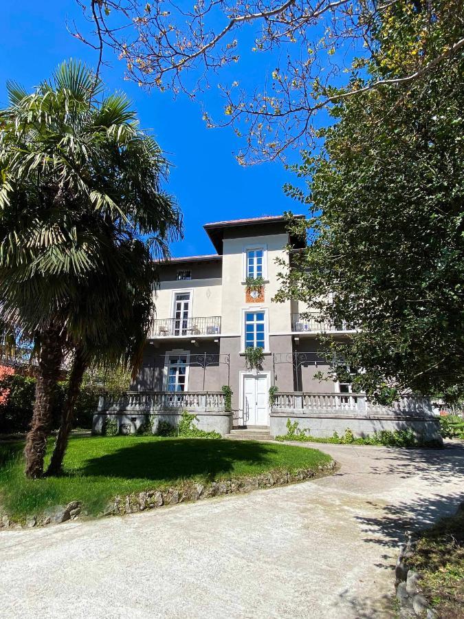 Villa Crochat โกโม ภายนอก รูปภาพ