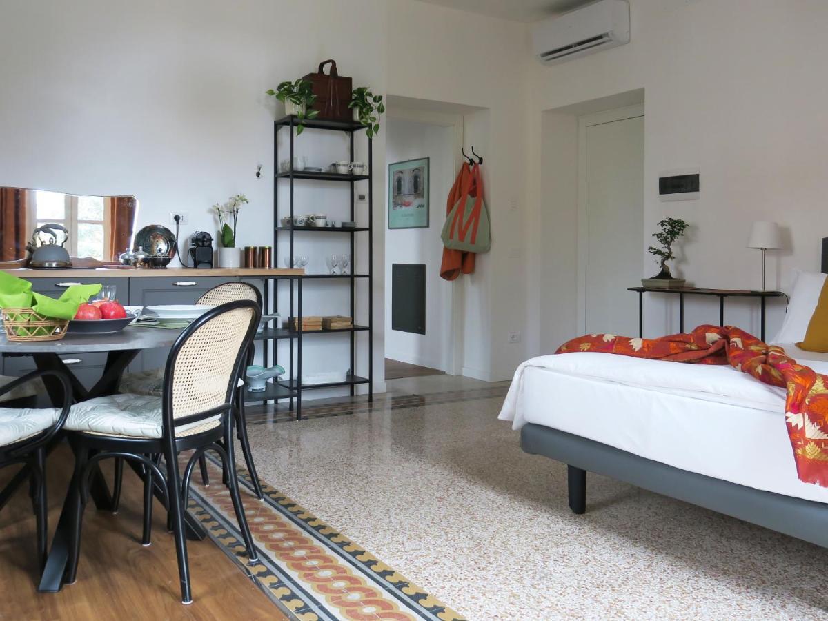 Villa Crochat โกโม ภายนอก รูปภาพ